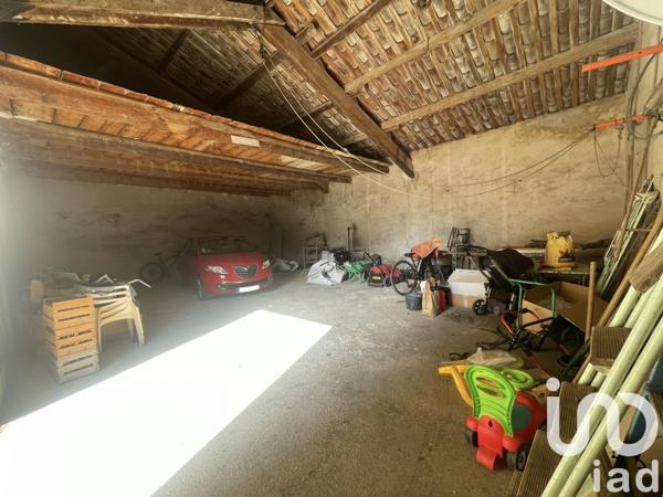 Maison à vendre 6 pièces 180 m² L'Isle-sur-la-Sorgue
