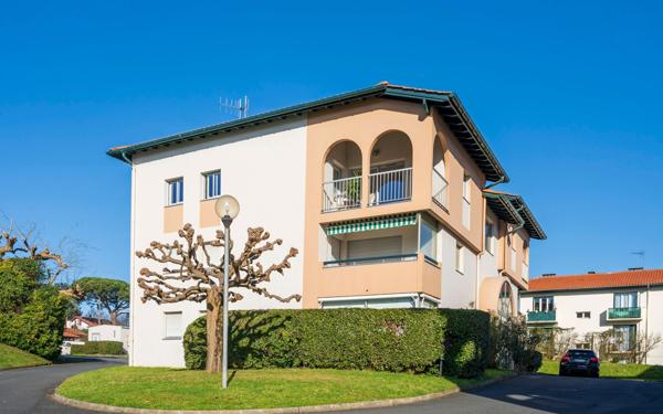 Appartement à vendre    3 pièces • 60,79 m2 Anglet