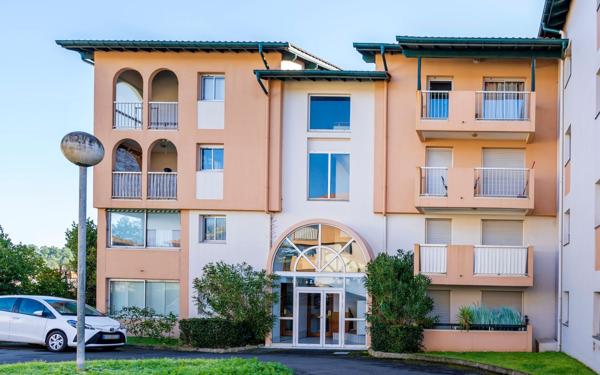 Appartement à vendre    3 pièces • 60,79 m2 Anglet