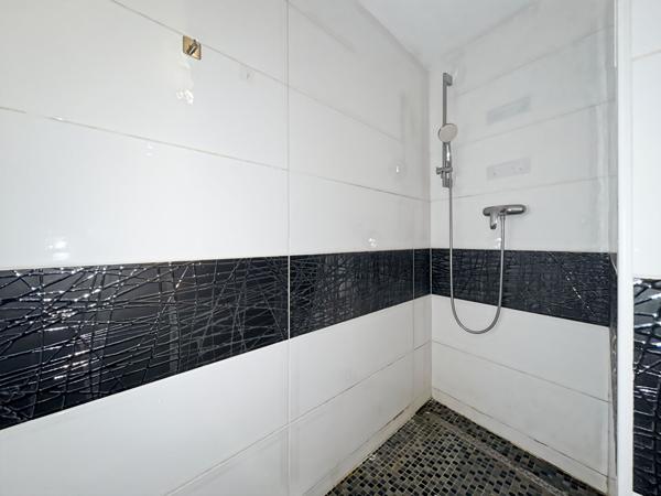 Triplex à vendre de 5 pièce(s) 130m2