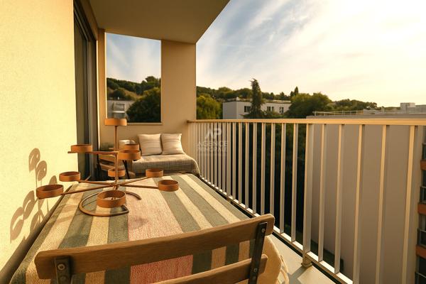 CHAVILLE CENTRE- APPARTEMENT FAMILIAL 375 000 € **  - Référence  691-S