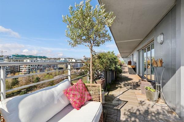 Appartement d’exception – Terrasse panoramique de 90 m² – Aux portes de Paris