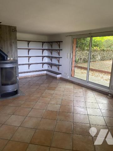 MAISON  avec garage  et piscine