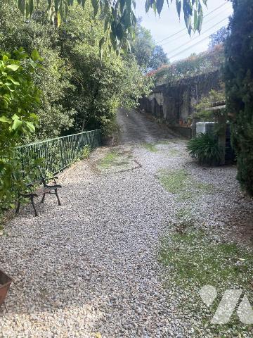 MAISON  avec garage  et piscine