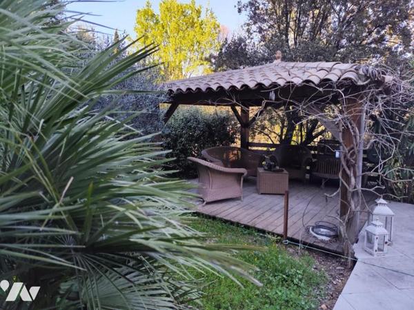 MAISON  avec garage  et piscine