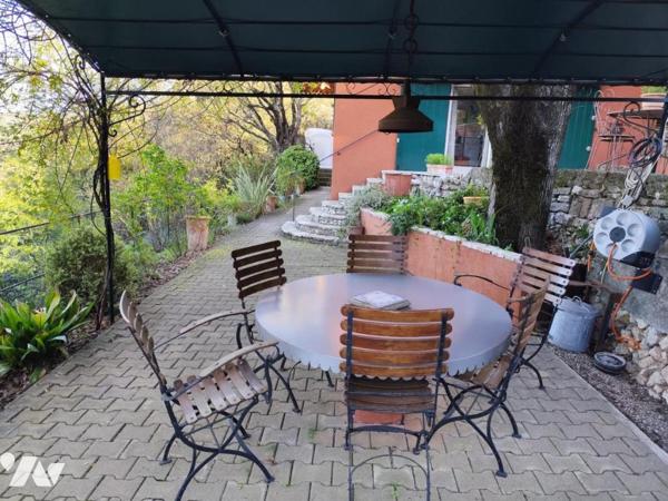 MAISON  avec garage  et piscine