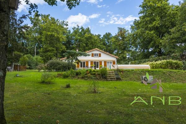🌳 Charmante maison de campagne bien entretenue avec piscine chauffée – Roussines, Charente Rousiines 16310