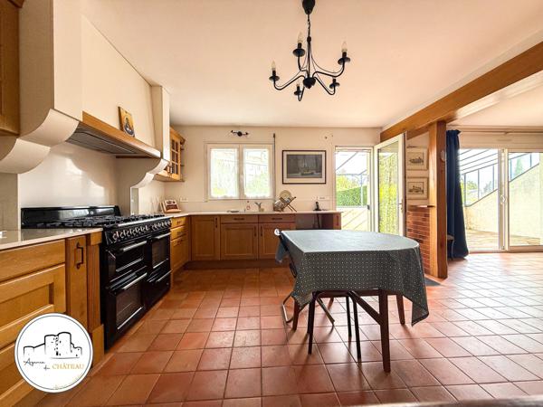 Angers (49100) ANGERS - Maison d'habitation avec opportunité commerciale