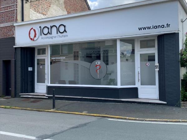 Local professionnel à vendre à Caëstre dans le Nord (59190), ref : F30269