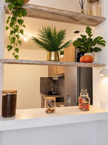 Location                                                      Appartement
                        
                     3 pièces                      77 m2                     à Pourrières