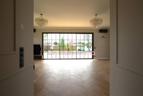 Maison à vendre 5 pièces de 215 m²