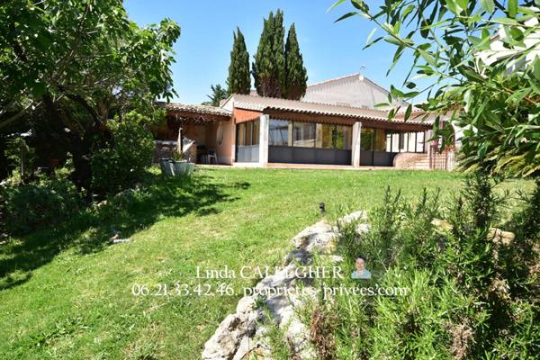 Villa 350m2 dont 9 pièces avec piscine et appartement en annexe