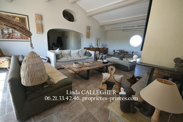 Villa 350m2 dont 9 pièces avec piscine et appartement en annexe