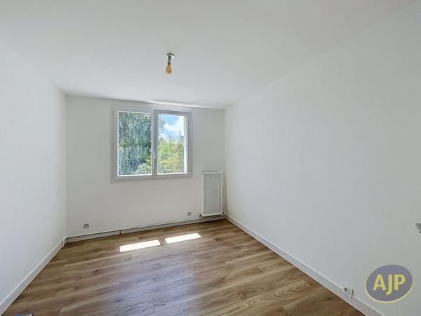 Location appartement Saint Nazaire : 920 € - AJP Immobilier Saint-Marc-sur-Mer