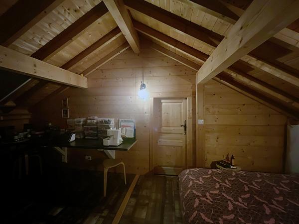 EXCLUSIVITE ! Yssingeaux Maison en madrier sur plus de 3900 m2 de terrain