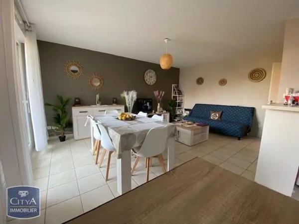 Appartement à louer 3 pièces 61.75m²