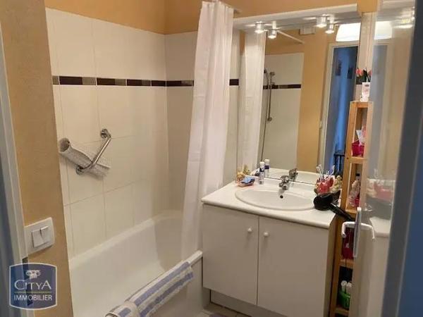 Appartement à louer 3 pièces 61.75m²