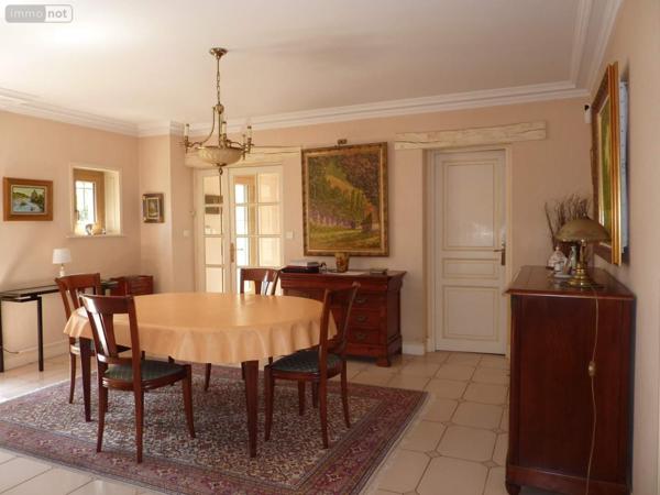 Maison à vendre à Dinan dans les Côtes-d'Armor (22100), ref : 038/239