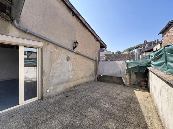 TARARE CENTRE - IMMEUBLE DE RAPPORT R+2 DE 277 M² - VENDU ENTIEREMENT LOUE