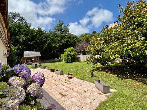SAINT-LYPHARD - Maison 115 m2 sur terrain clos d'environ 900 m2
