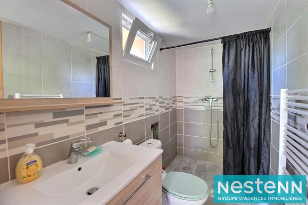 Maison 5 pièces de plain-pied avec studio indépendant et jardin arboré 69330 MEYZIEU