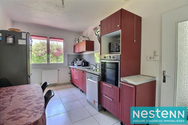Maison 5 pièces de plain-pied avec studio indépendant et jardin arboré 69330 MEYZIEU