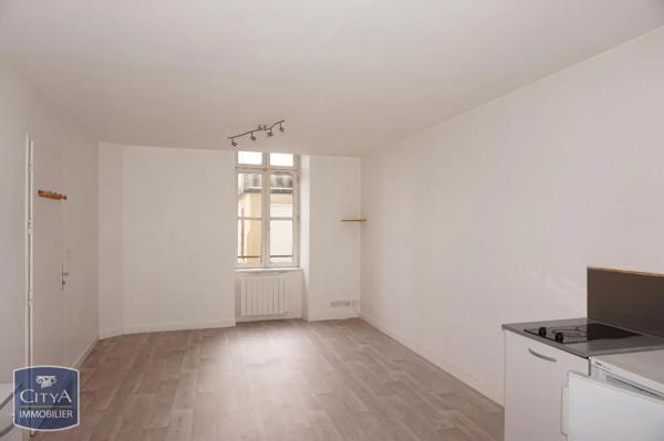 Appartement à louer 2 pièces 39.41m² Laval (53000)