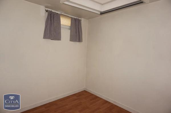 Appartement à louer 2 pièces 39.41m² Laval (53000)