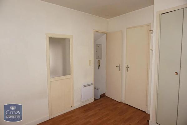 Appartement à louer 2 pièces 39.41m² Laval (53000)