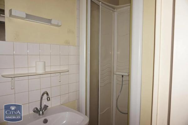 Appartement à louer 2 pièces 39.41m² Laval (53000)