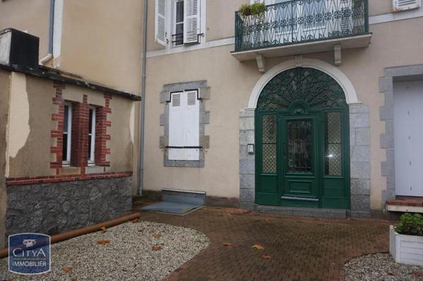 Appartement à louer 2 pièces 39.41m² Laval (53000)