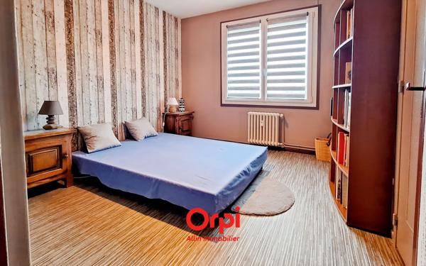 Appartement à vendre    3 pièces • 83,32 m2 Montluçon