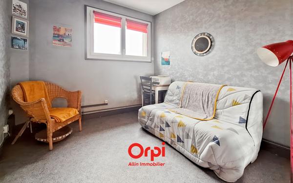 Appartement à vendre    3 pièces • 83,32 m2 Montluçon