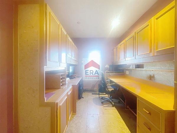 A VENDRE MARSEILLE 13014 LE MERLAN APPARTEMENT T5 BALCONS CAVE ATELIER