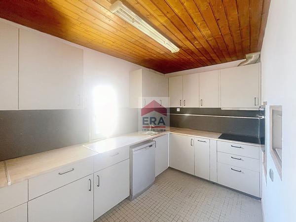 A VENDRE MARSEILLE 13014 LE MERLAN APPARTEMENT T5 BALCONS CAVE ATELIER