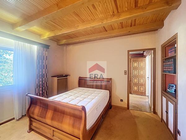 A VENDRE MARSEILLE 13014 LE MERLAN APPARTEMENT T5 BALCONS CAVE ATELIER