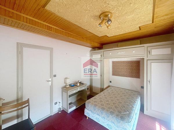 A VENDRE MARSEILLE 13014 LE MERLAN APPARTEMENT T5 BALCONS CAVE ATELIER