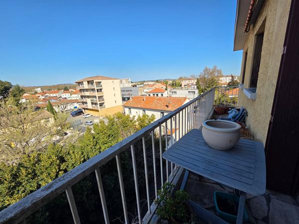 Appartement Avignon 3 pièce(s) 61.57m2 avec balcon garage et cave