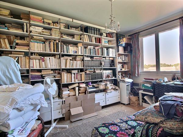 Appartement Avignon 3 pièce(s) 61.57m2 avec balcon garage et cave