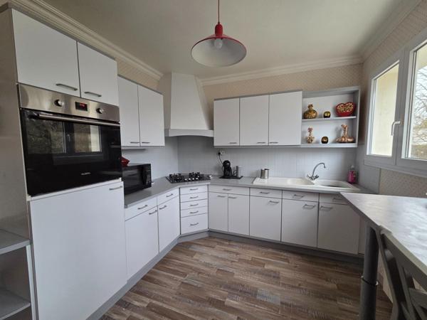 Maison à GUINGAMP, 22200 - 4 pièces 78m²