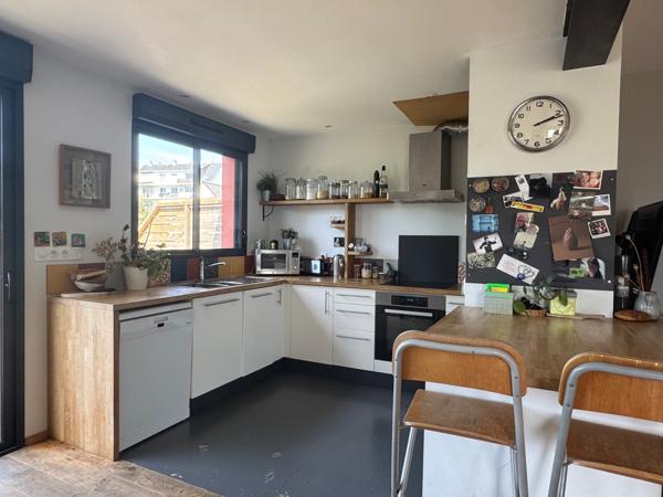 Maison 6 pièce(s) 4 chambre(s) 135 m²