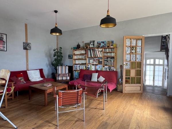 Maison 6 pièce(s) 4 chambre(s) 135 m²