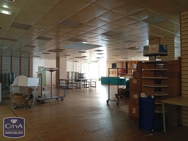 Immeuble à vendre 1977m² Bourges (18000)