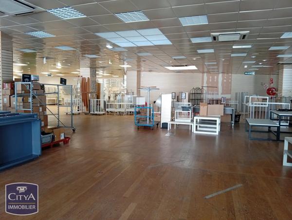 Immeuble à vendre 1977m² Bourges (18000)