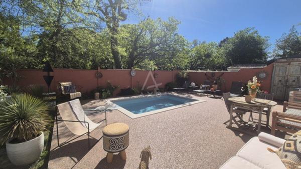 LE BOUSCAT Maison Rénovée avec Piscine 4 Chambres