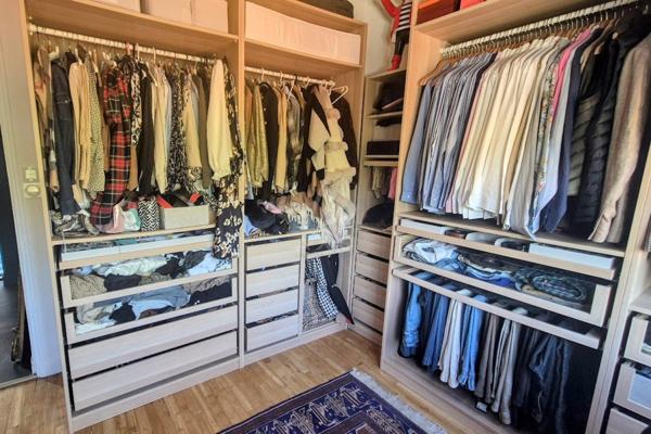 LE BOUSCAT Maison Rénovée avec Piscine 4 Chambres