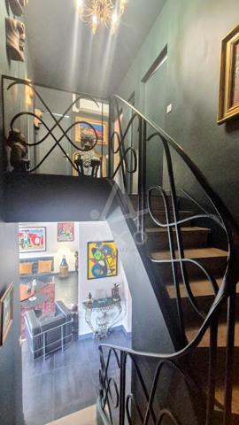 LE BOUSCAT Maison Rénovée avec Piscine 4 Chambres