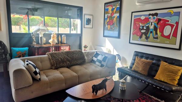 LE BOUSCAT Maison Rénovée avec Piscine 4 Chambres