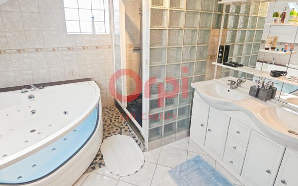 Maison à vendre    4 pièces • 80 m2 Livry-Gargan