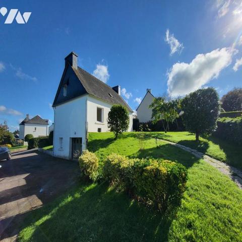 Maison d'habitation à vendre dans le centre de Landeleau, Finistère 29